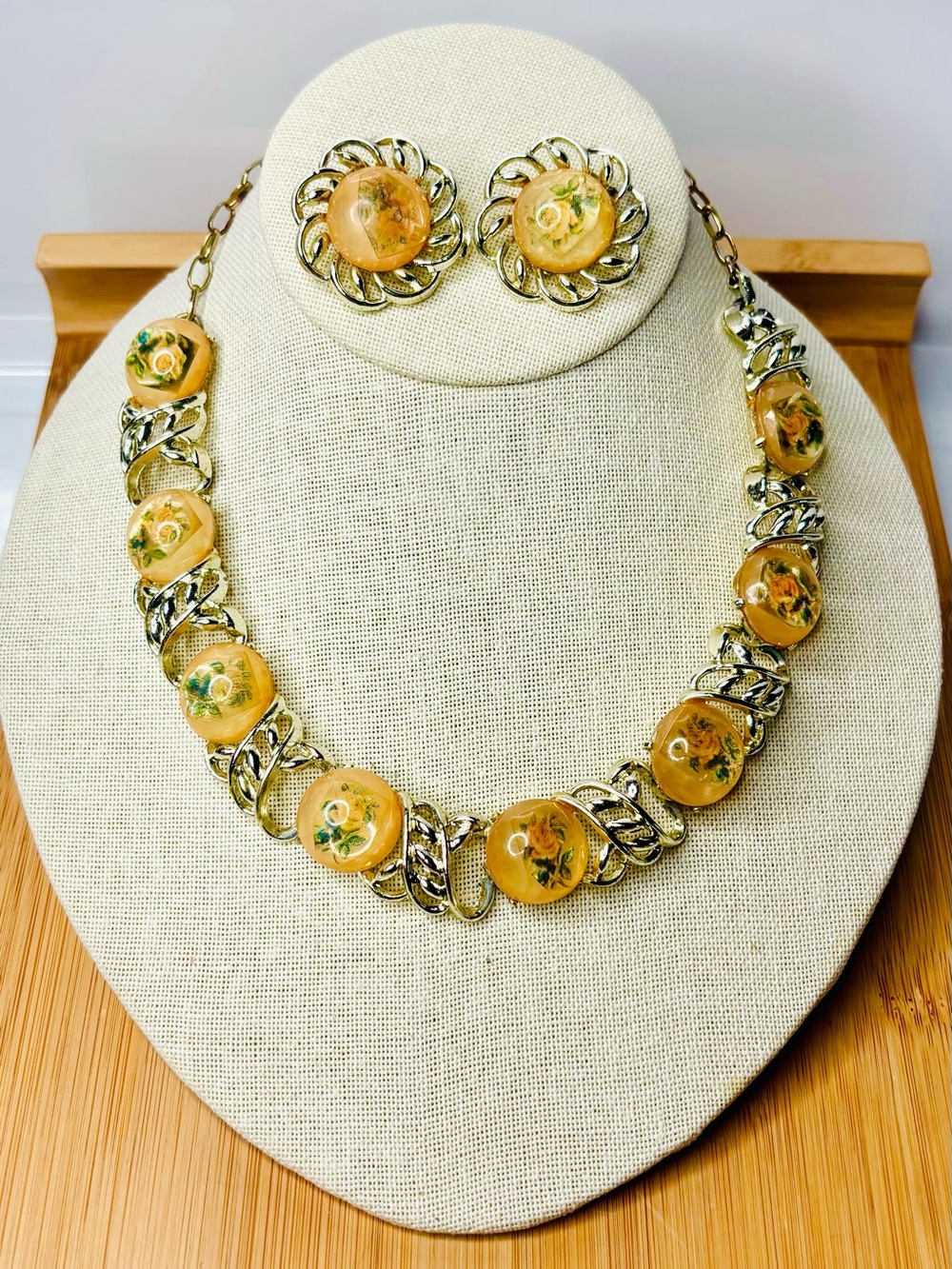 Vintage Peach Champagne Roses Thermoset Necklace and Earrings Set